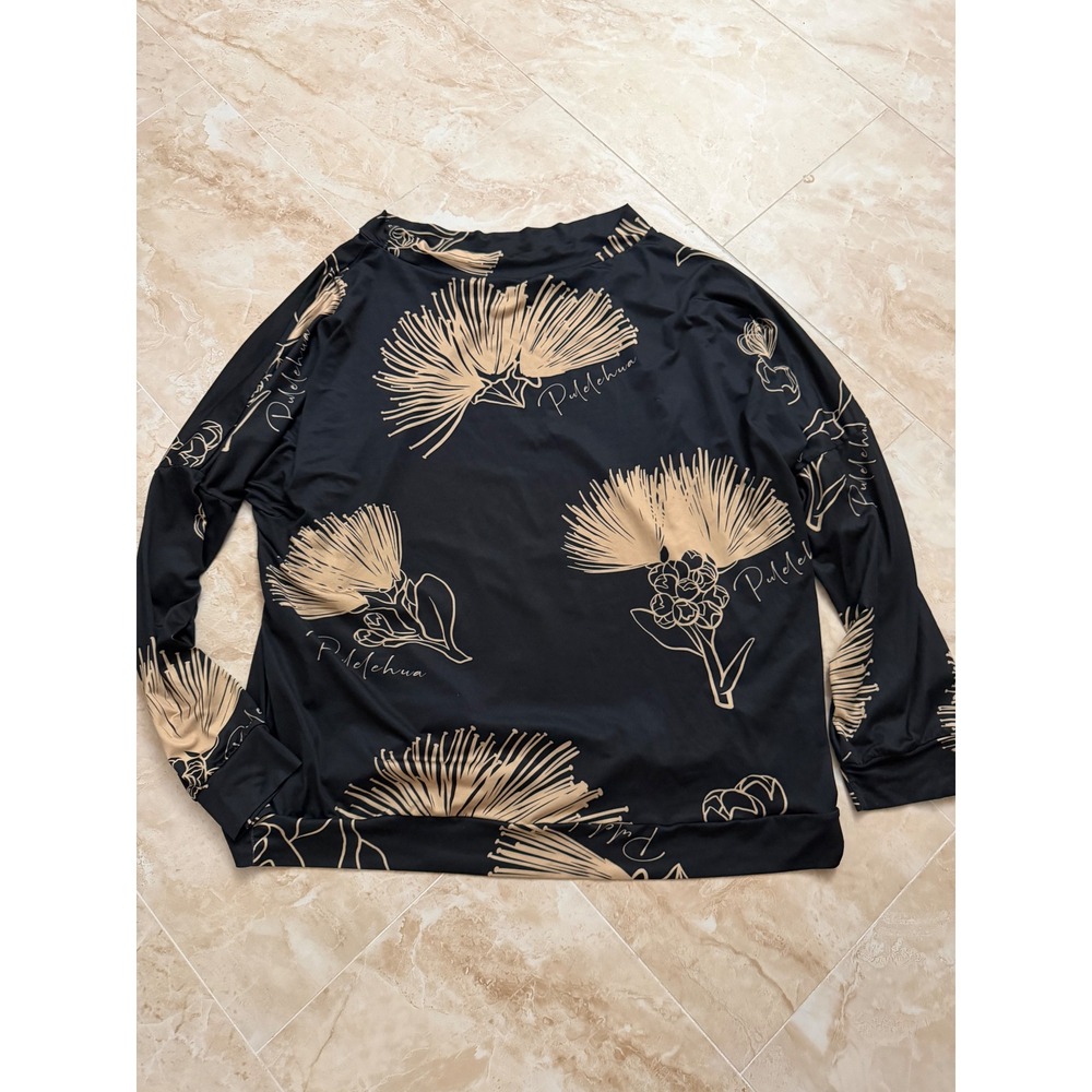 Pulelehua ohia print long sleeve top Hawaii